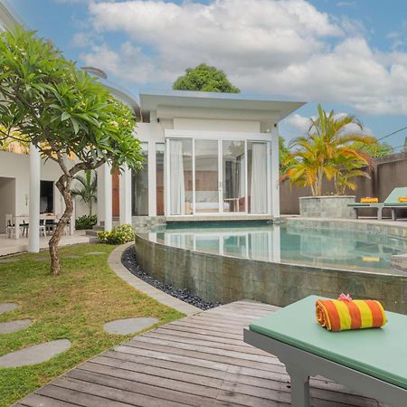 Taman Mesari Luxury Villas-Seminyak Buitenkant foto